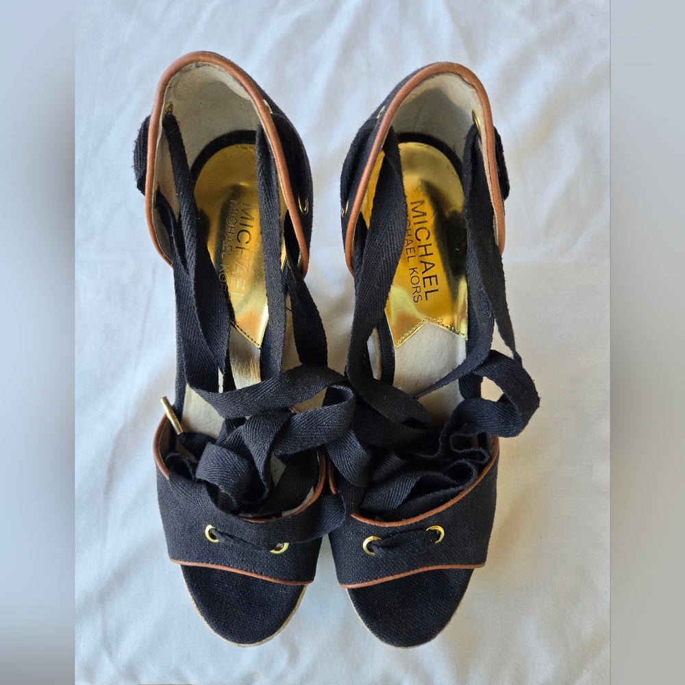 Michael Kors Lilah Black Canvas Lace-Up Platform Espadrille Wedges - Size 7.5 - Picture 2 of 12